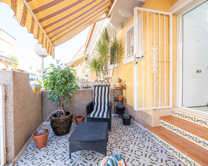 Resale - Terraced - Urb. La Marina