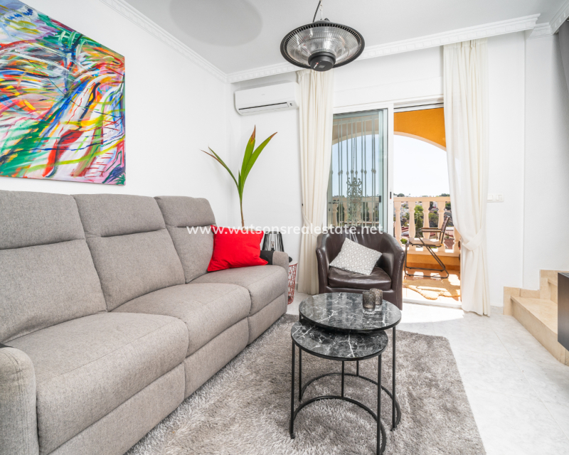 Resale - Terraced - Urb. La Marina
