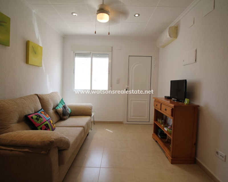 Resale - Terraced - Urb. La Marina