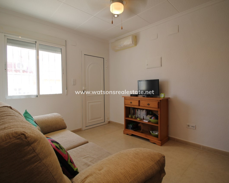 Resale - Terraced - Urb. La Marina