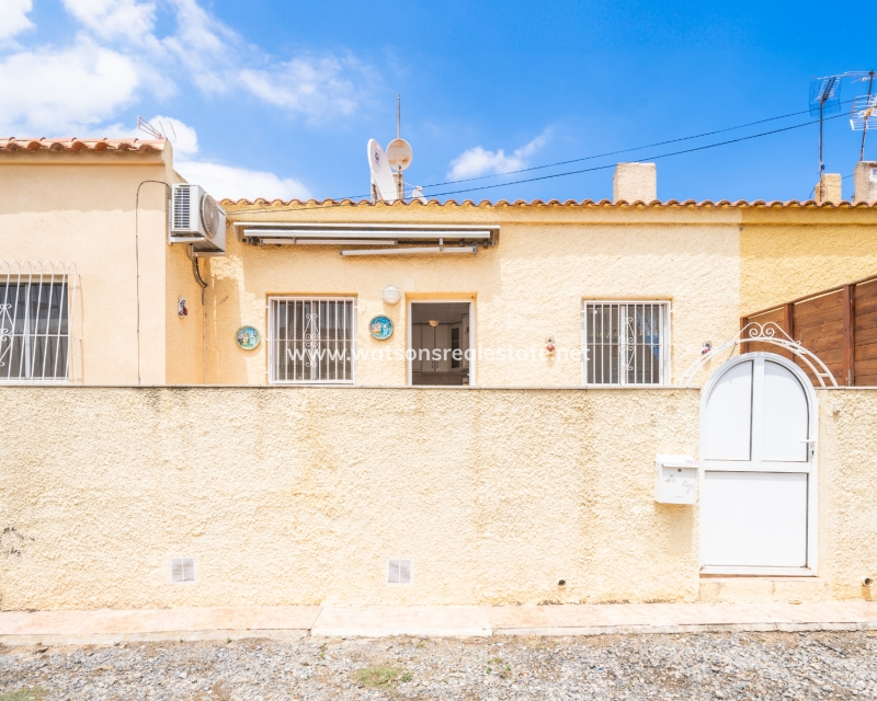 Resale - Terraced - Urb. La Marina