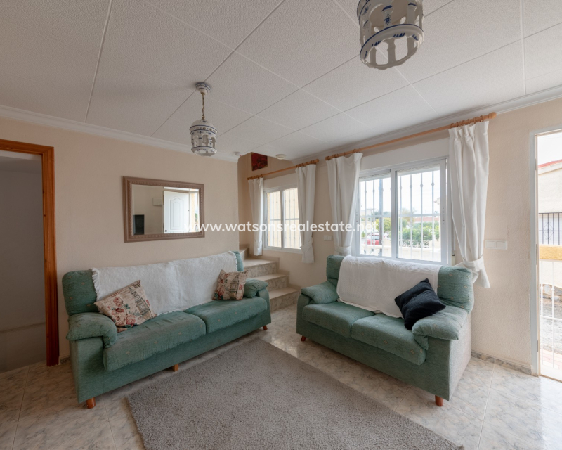Resale - Terraced - Urb. La Marina