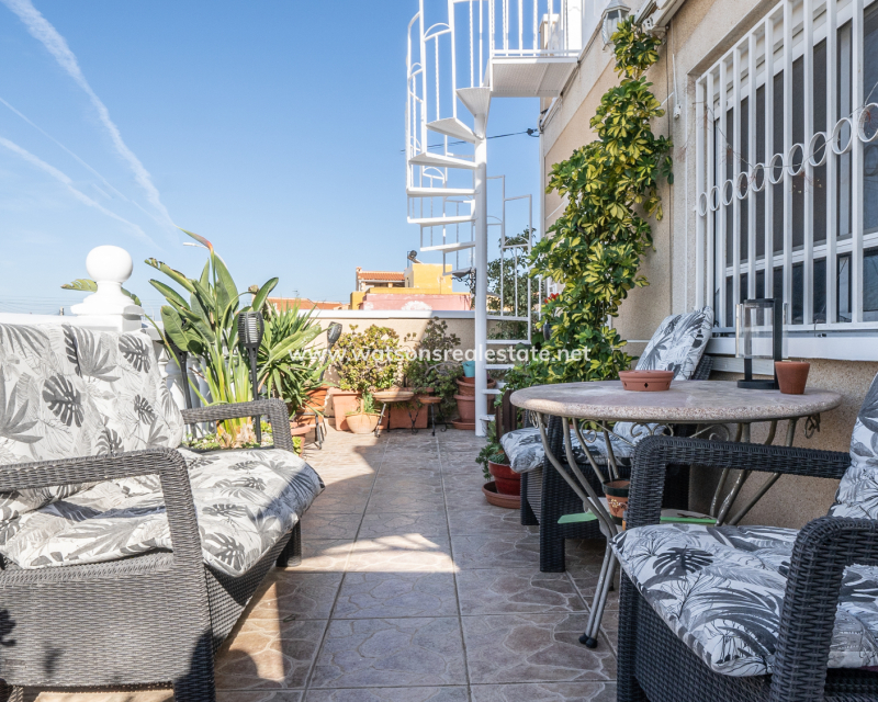 Resale - Terraced - Urb. La Marina