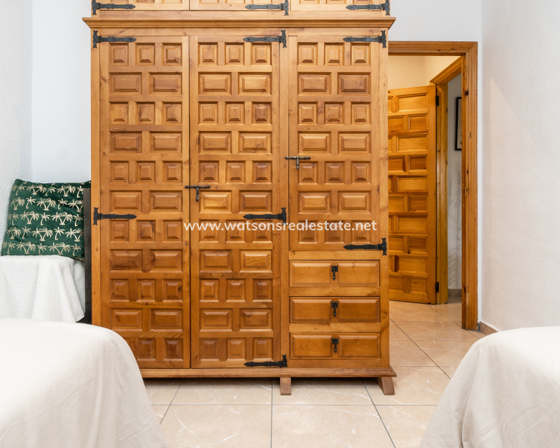 Resale - Terraced - Urb. La Marina