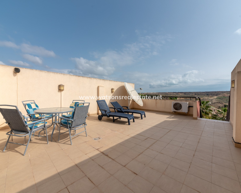 Resale - Terraced - Urb. La Marina