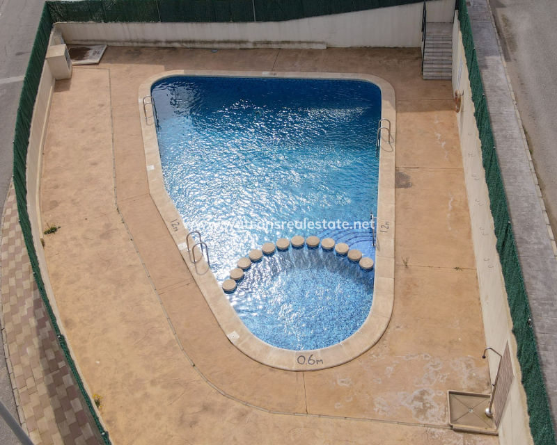 Resale - Terraced - Urb. La Marina
