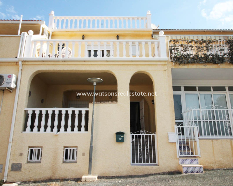 Resale - Terraced - Urb. La Marina