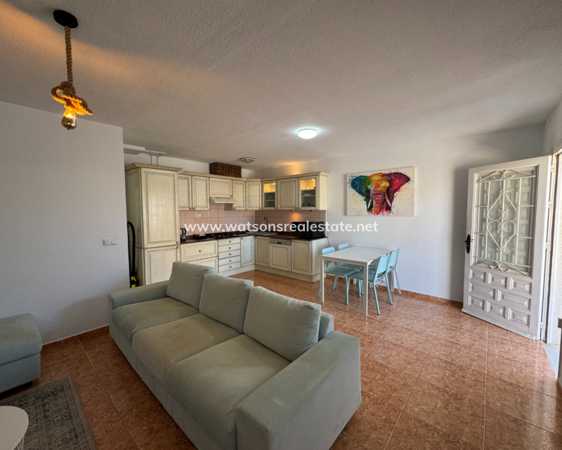 Resale - Terraced - Urb. La Marina