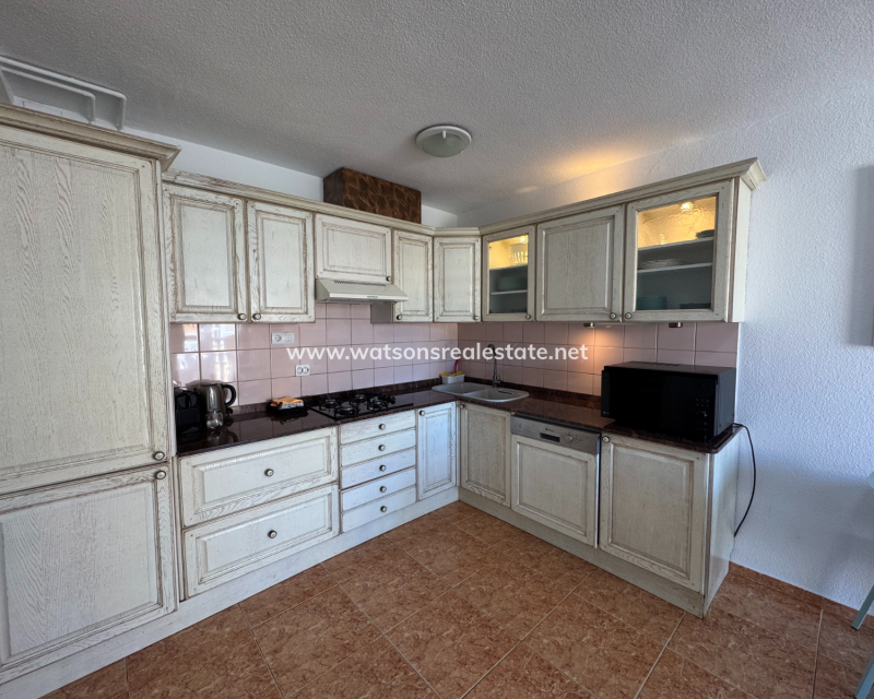 Resale - Terraced - Urb. La Marina