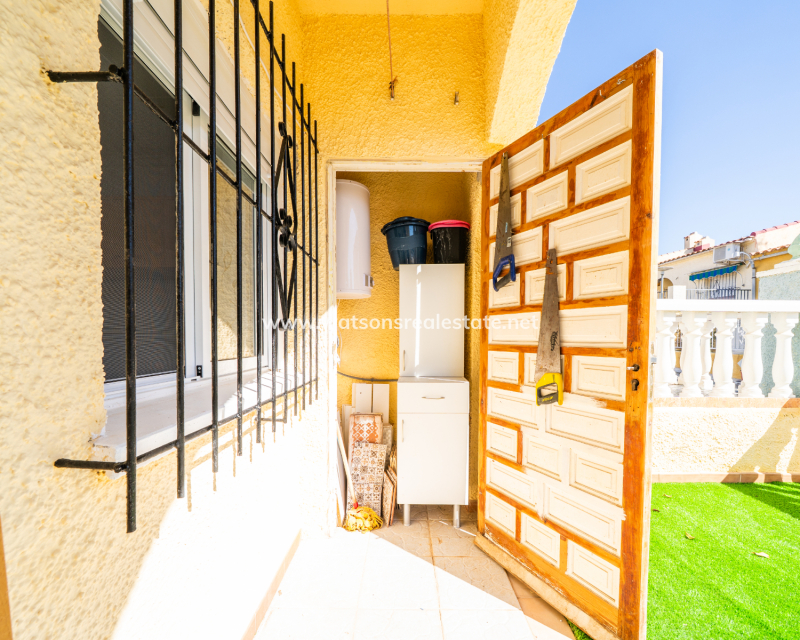 Resale - Terraced - Urb. La Marina
