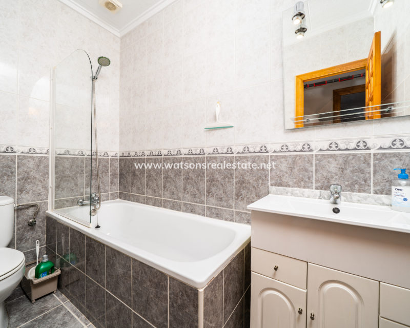 Resale - Terraced - Urb. La Marina
