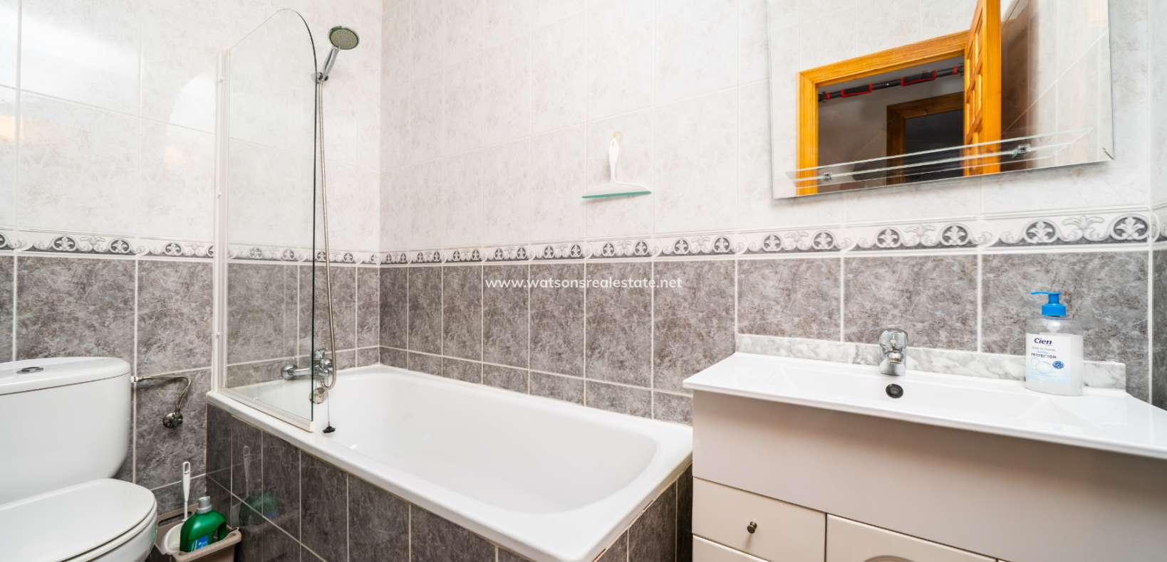 Resale - Terraced - Urb. La Marina