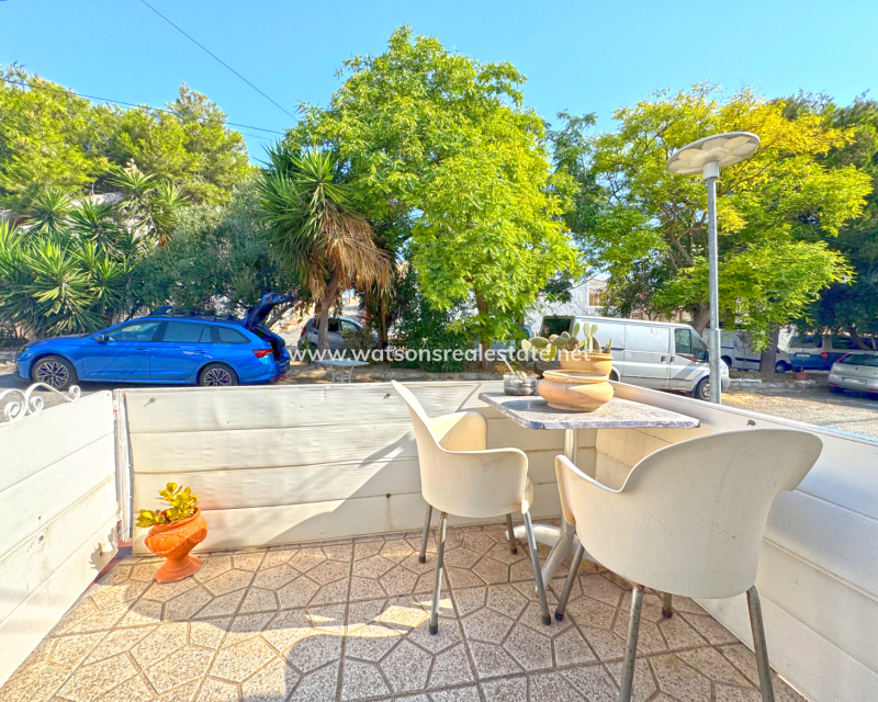 Resale - Terraced - Urb. La Marina