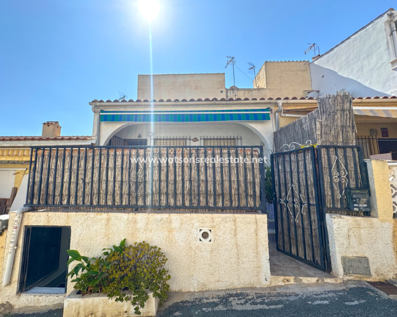 Resale - Terraced - Urb. La Marina