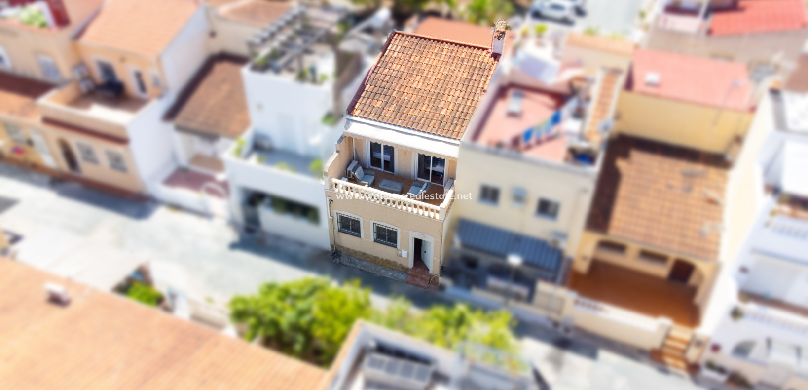 Resale - Terraced - Urb. La Marina
