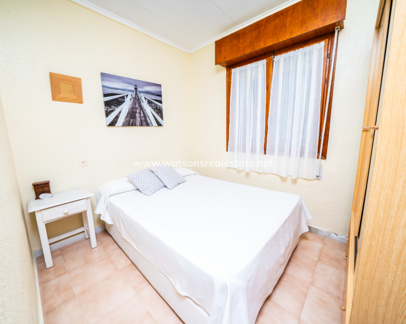 Resale - Terraced - Urb. La Marina