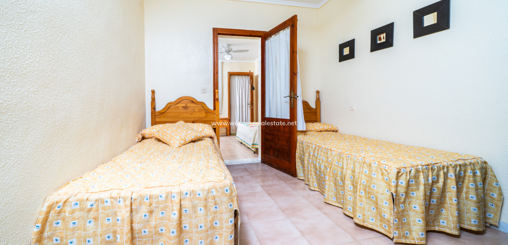 Resale - Terraced - Urb. La Marina