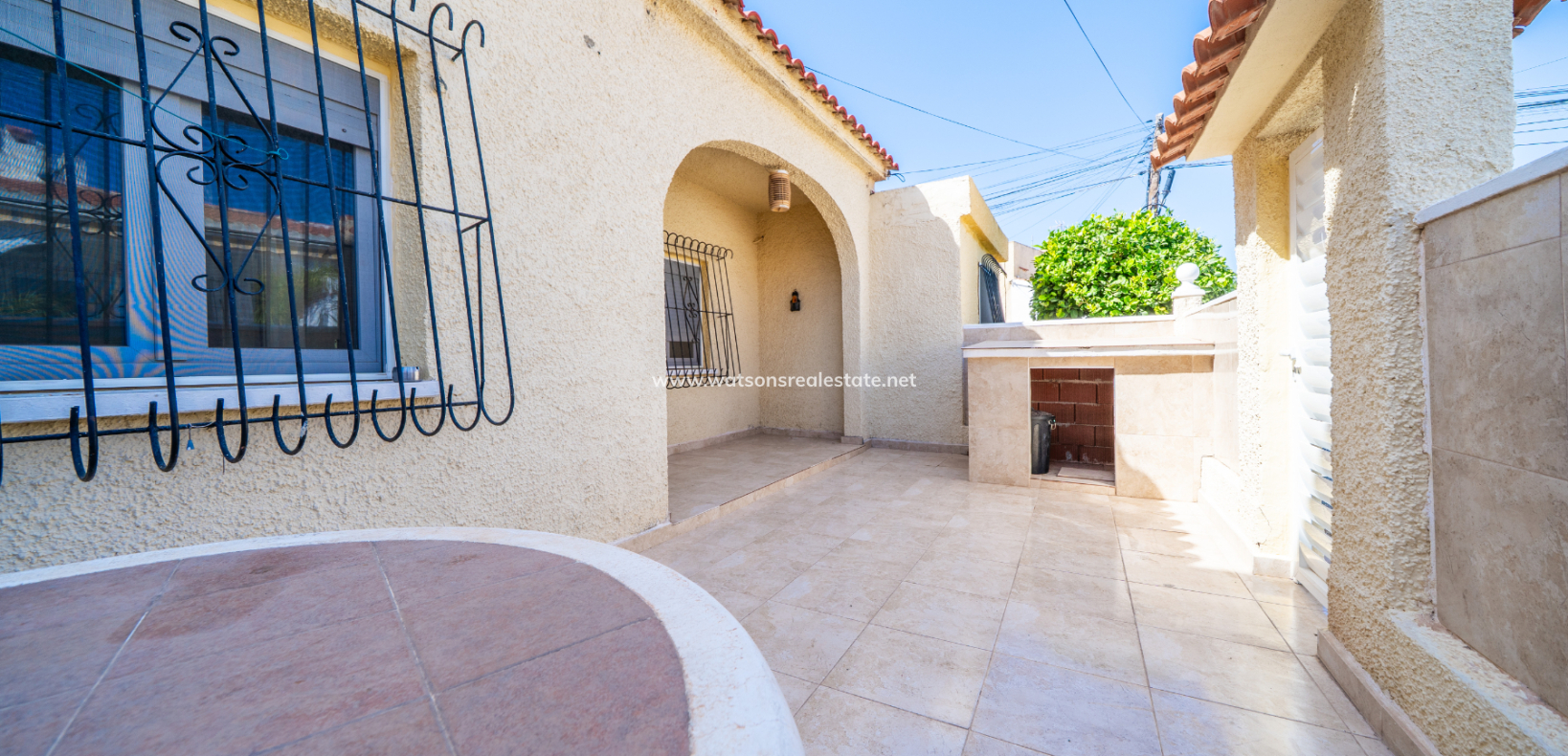 Resale - Terraced - Urb. La Marina