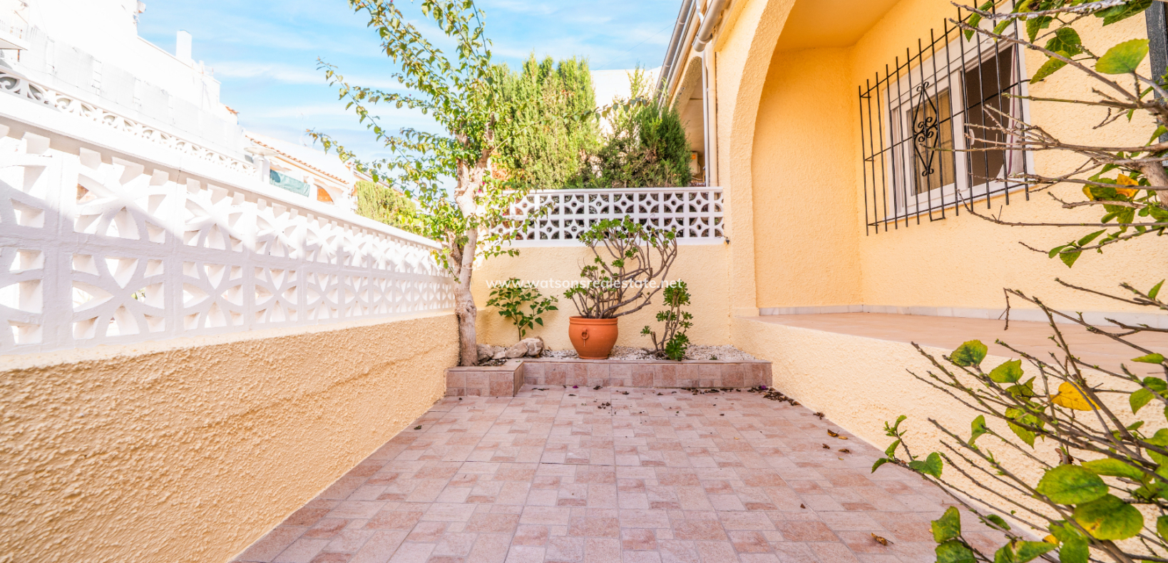 Resale - Terraced - Urb. La Marina