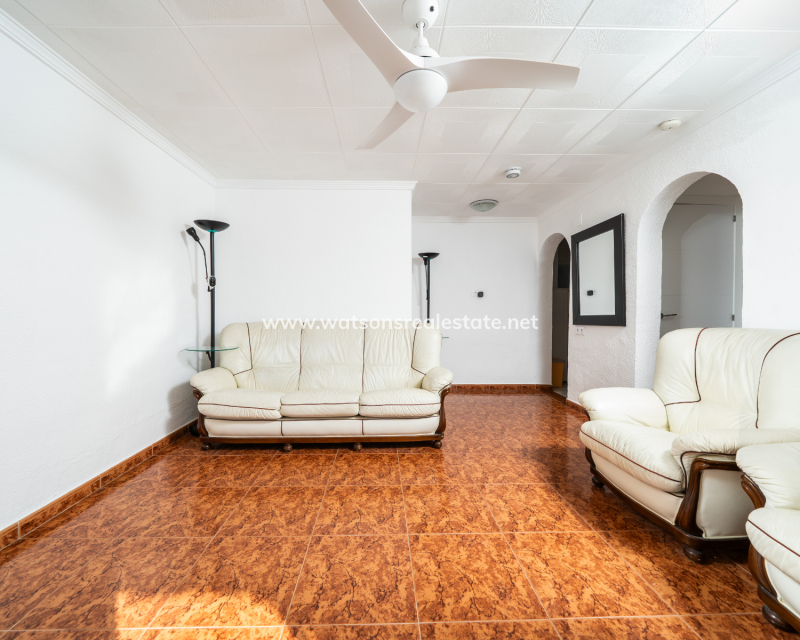 Resale - Terraced - Urb. La Marina