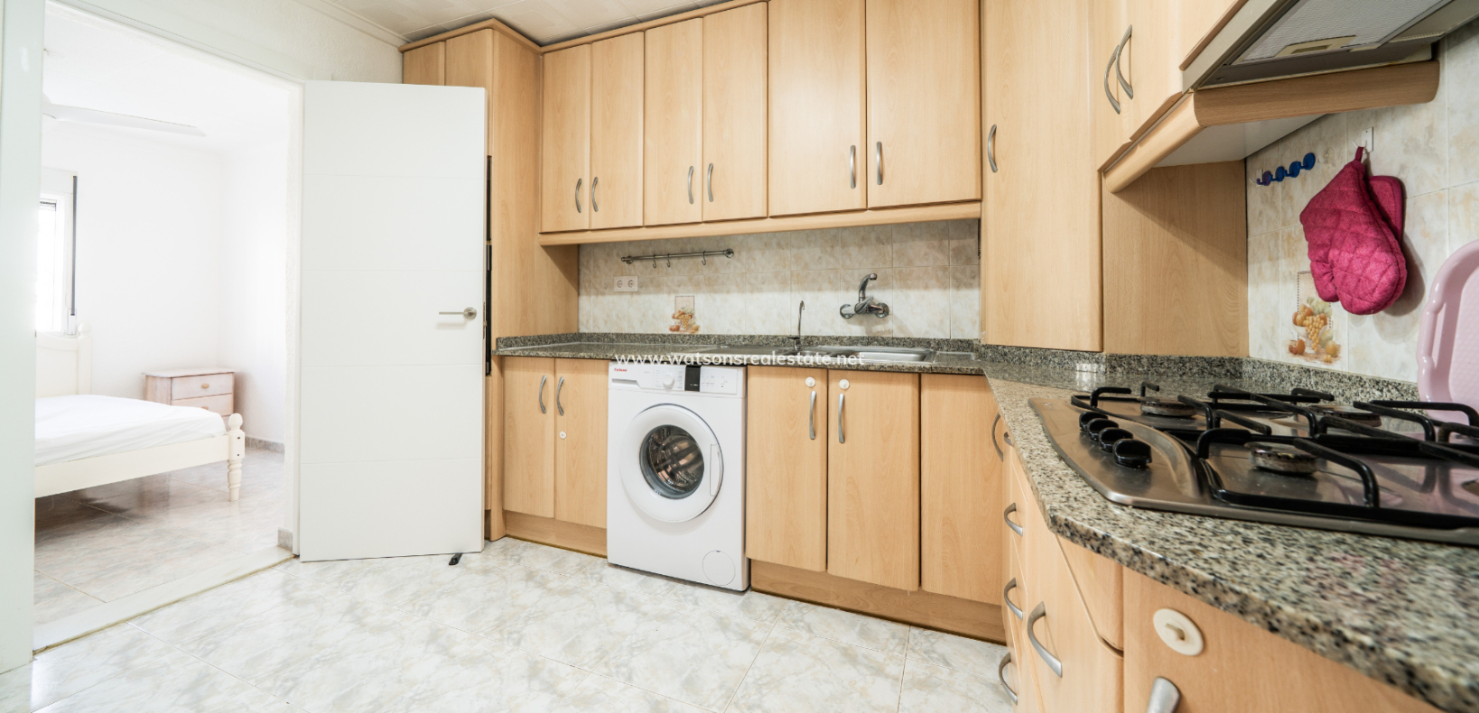 Resale - Terraced - Urb. La Marina