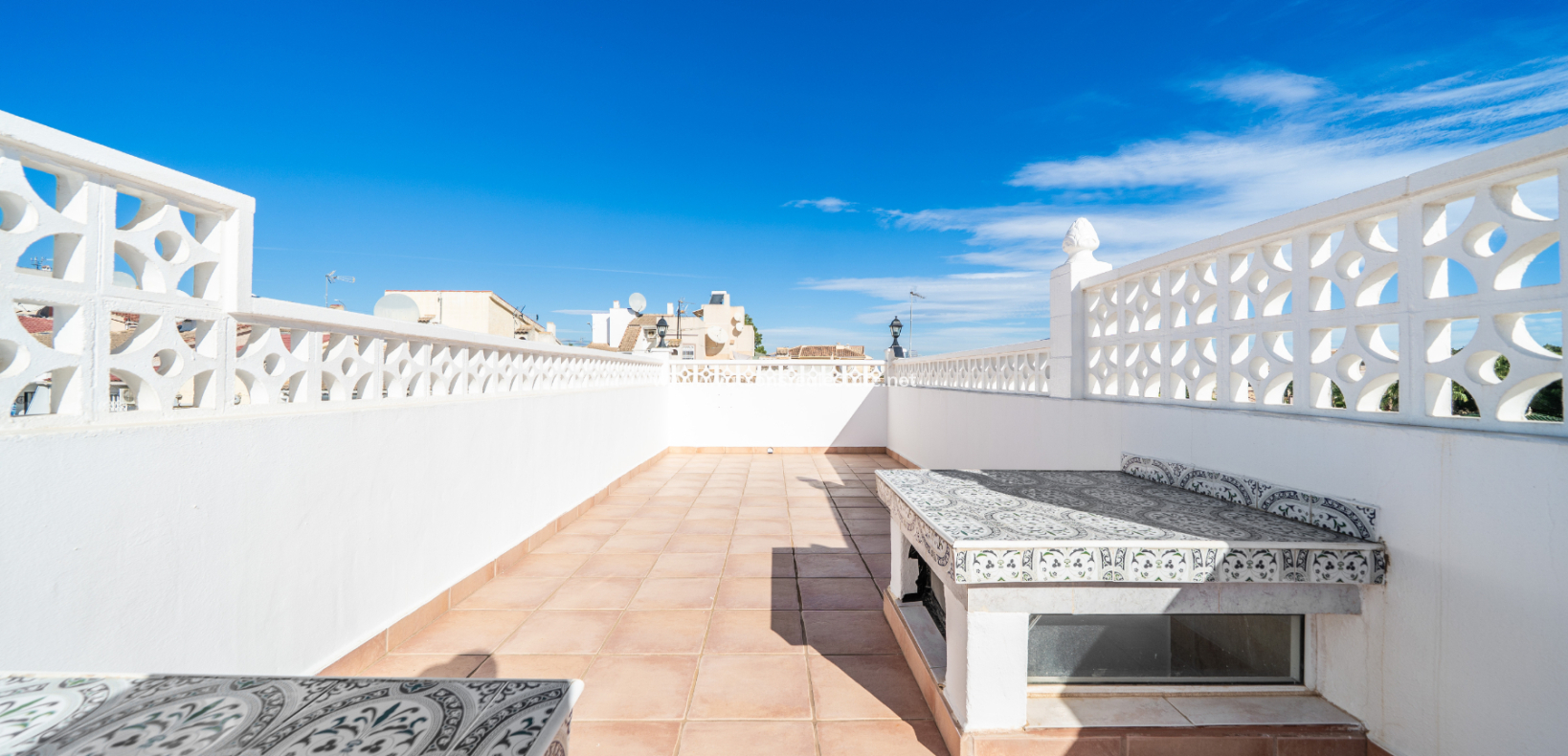 Resale - Terraced - Urb. La Marina