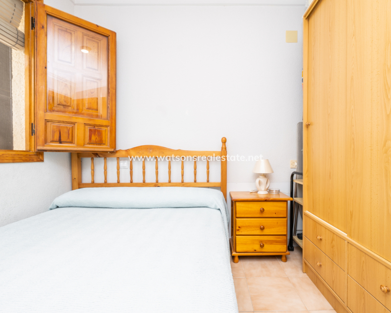 Resale - Terraced - Urb. La Marina