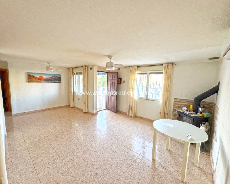 Resale - Terraced - Urb. La Marina