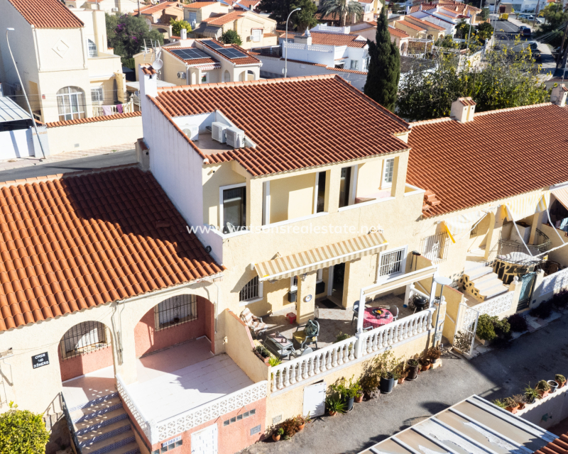 Resale - Terraced - Urb. La Marina