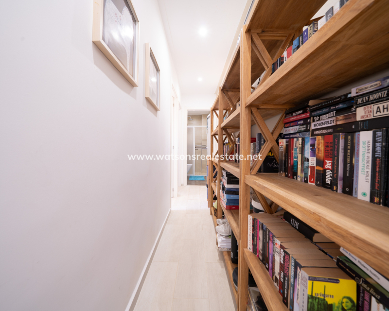 Resale - Terraced - Urb. La Marina