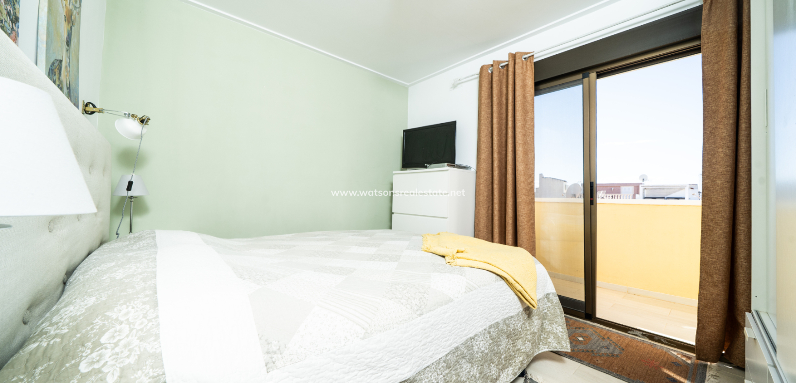 Resale - Terraced - Urb. La Marina