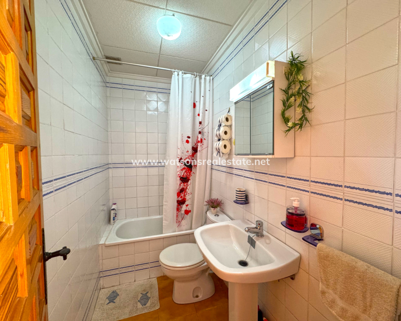 Resale - Terraced - Urb. La Marina