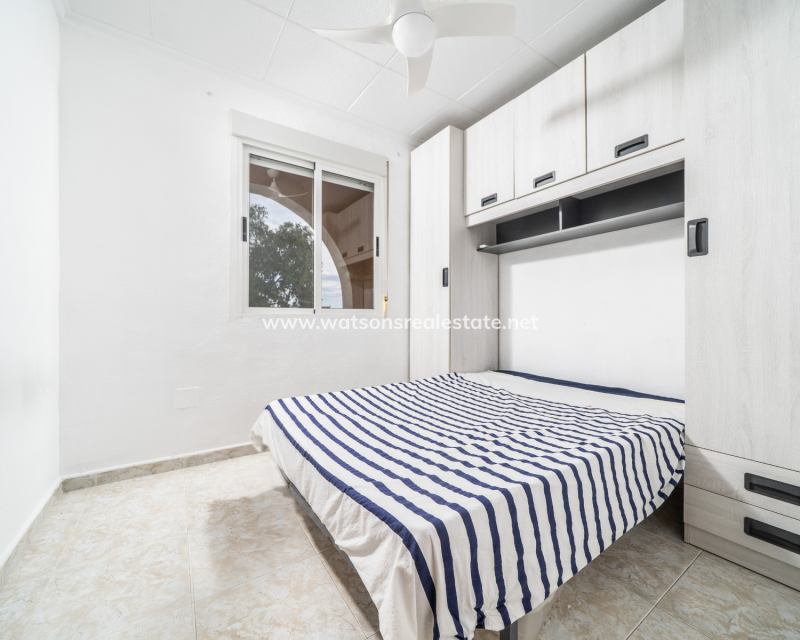 Resale - Terraced - Urb. La Marina