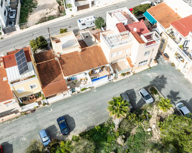 Resale - Terraced - Urb. La Marina