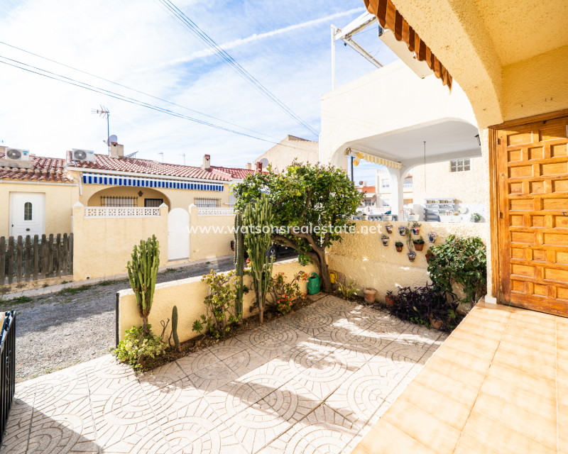 Resale - Terraced - Urb. La Marina