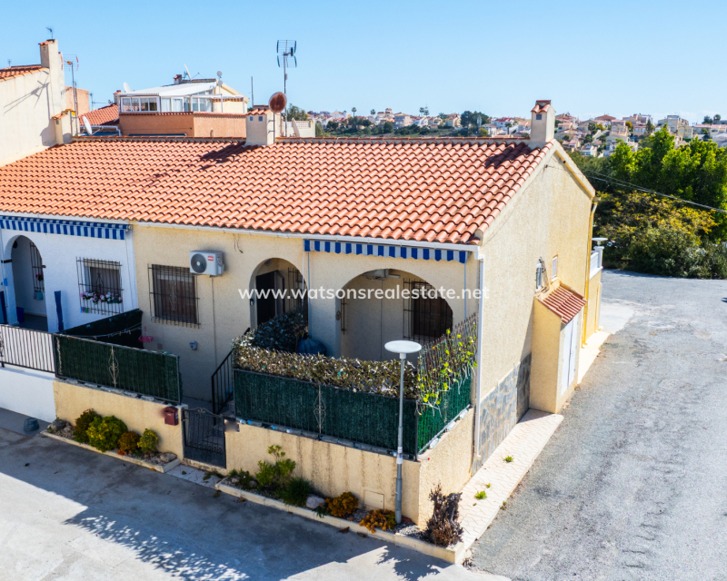 Resale - Terraced - Urb. La Marina