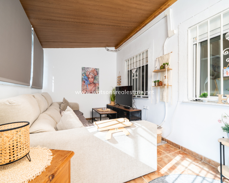 Resale - Terraced - Urb. La Marina