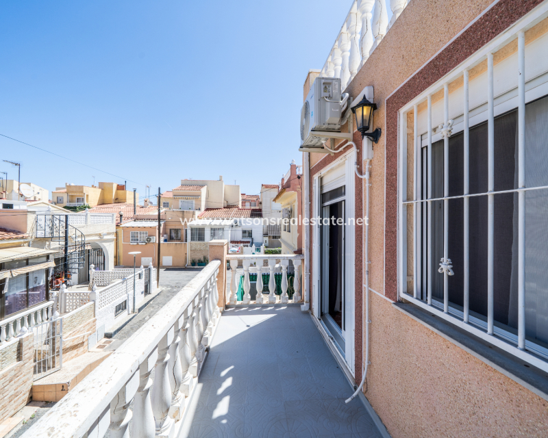 Resale - Terraced - Urb. La Marina