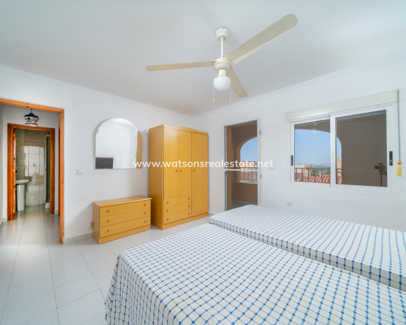 Resale - Terraced - Urb. La Marina