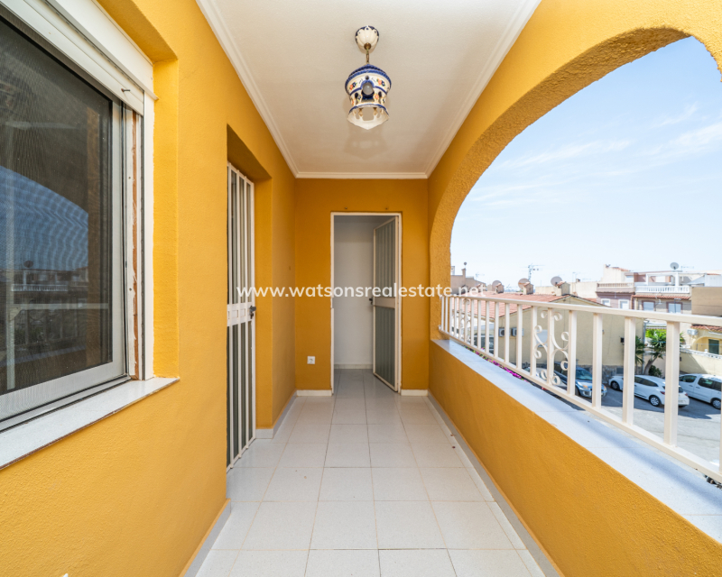 Resale - Terraced - Urb. La Marina