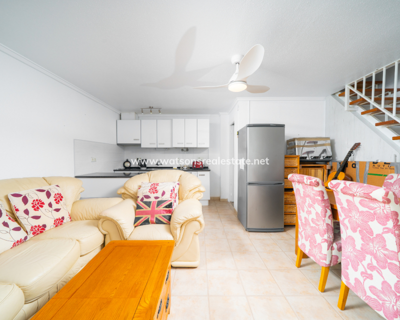 Resale - Terraced - Urb. La Marina