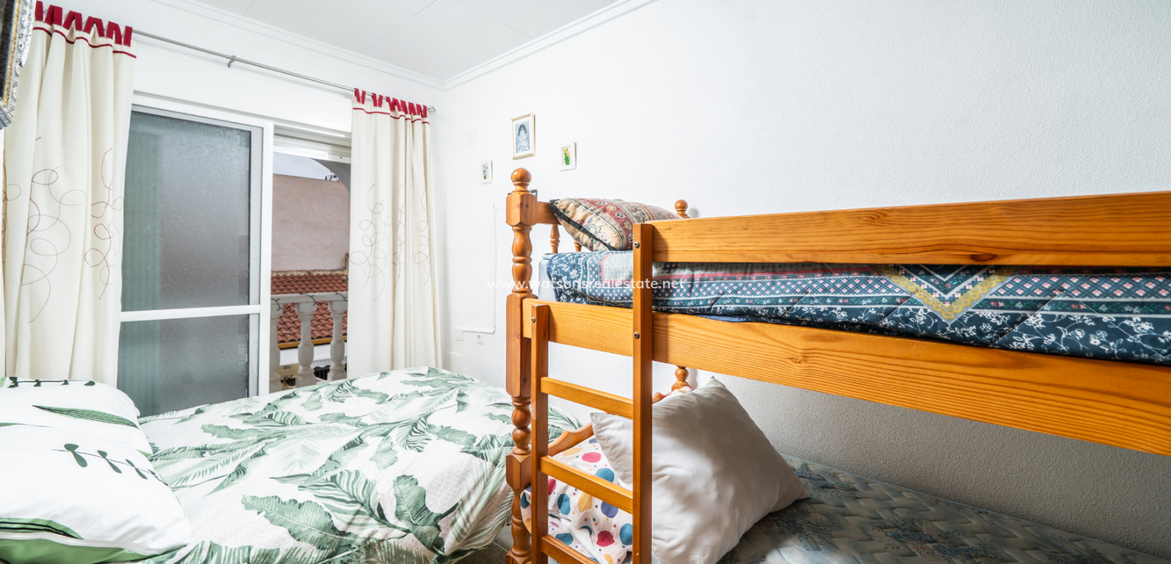 Resale - Terraced - Urb. La Marina