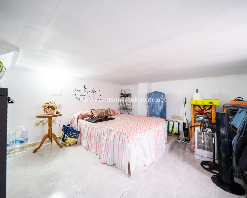 Resale - Terraced - Urb. La Marina