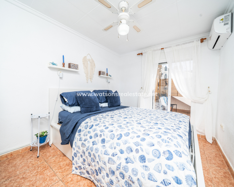 Resale - Terraced - Urb. La Marina
