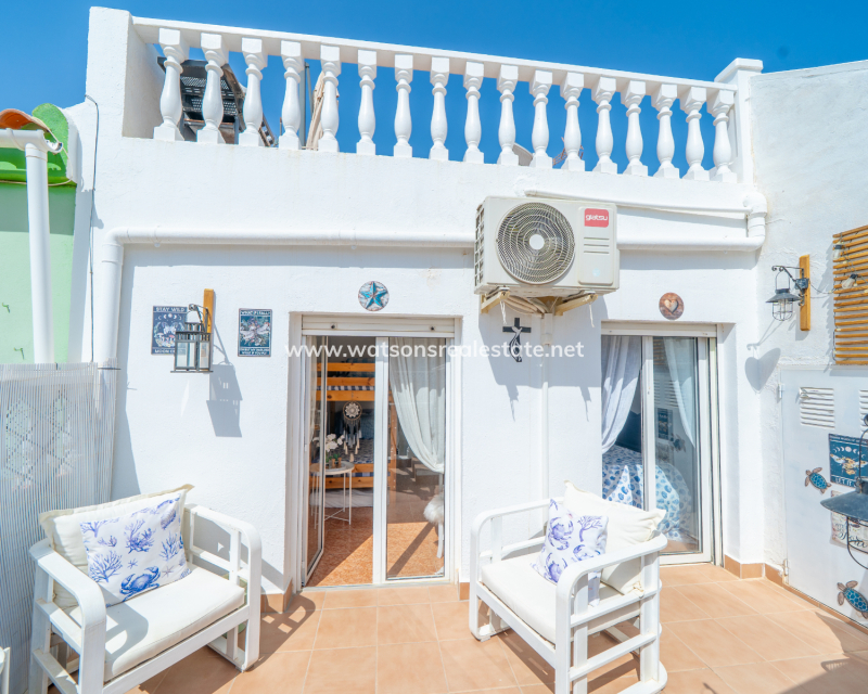 Resale - Terraced - Urb. La Marina