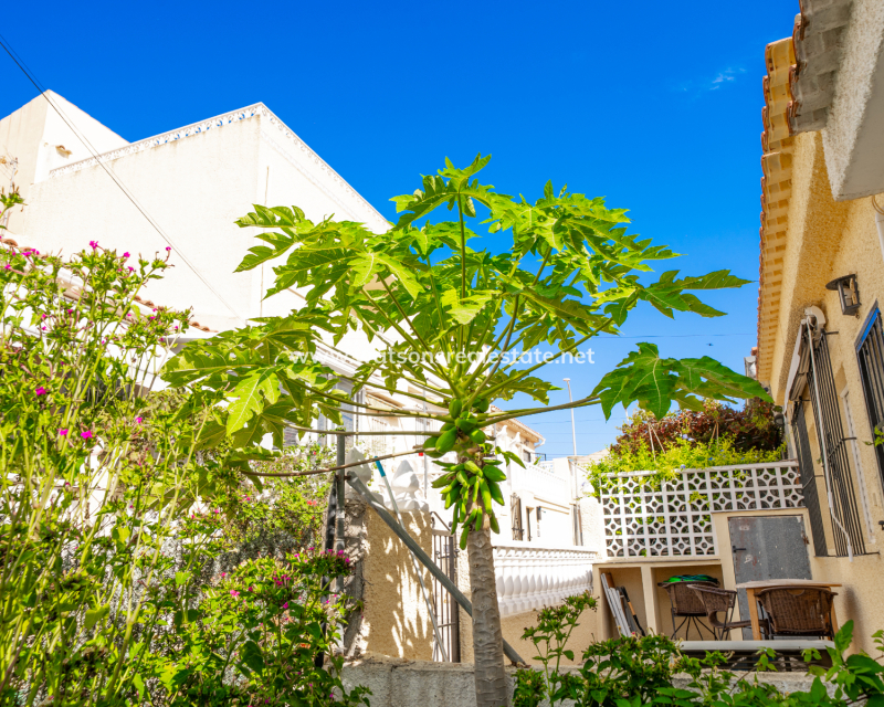 Resale - Terraced - Urb. La Marina