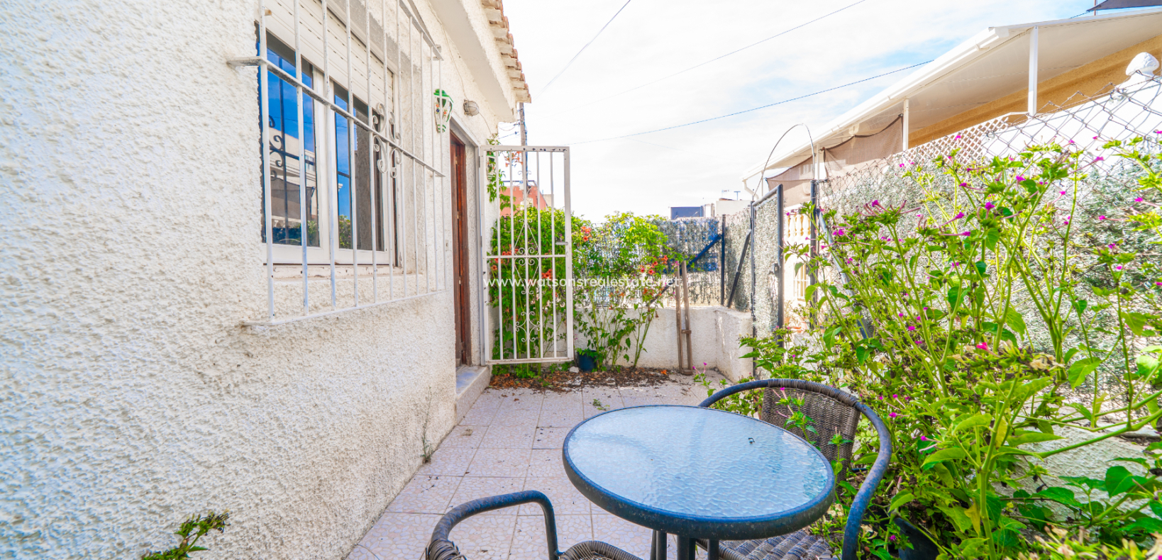 Resale - Terraced - Urb. La Marina