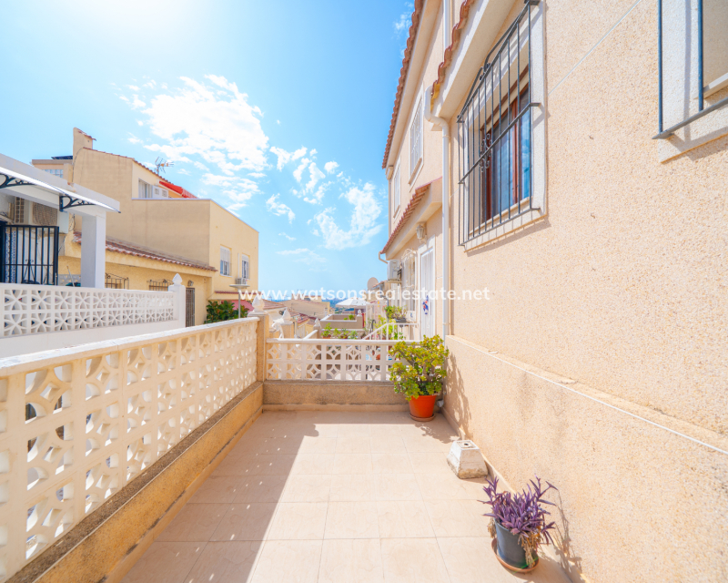 Resale - Terraced - Urb. La Marina