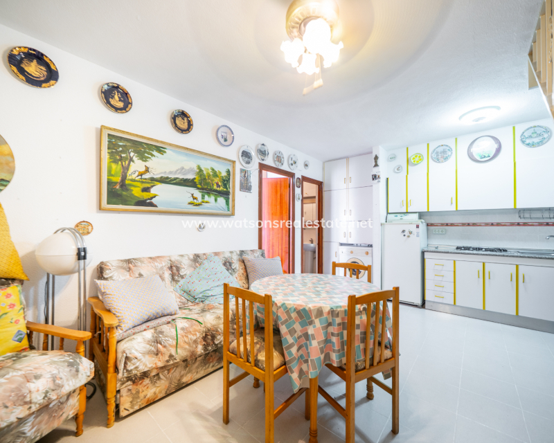 Resale - Terraced - Urb. La Marina