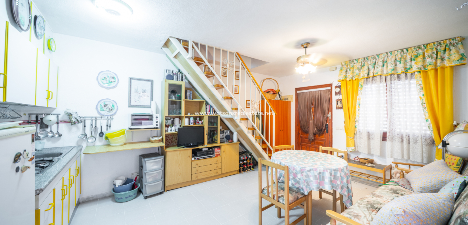 Resale - Terraced - Urb. La Marina